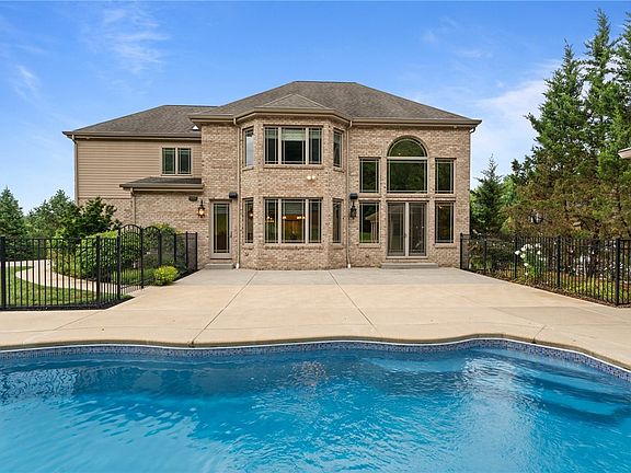 5th image of 222 Cashmere Ct