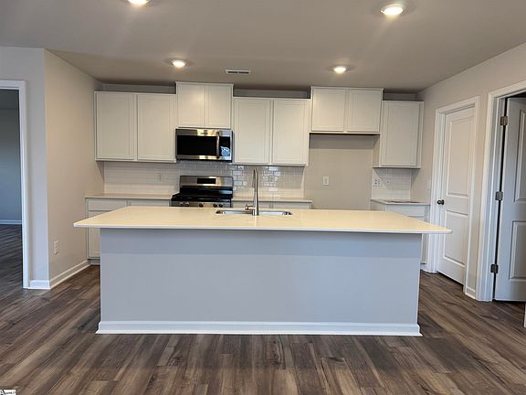 4th image of 514 Cassell Court Wsd 66 Emerson #A