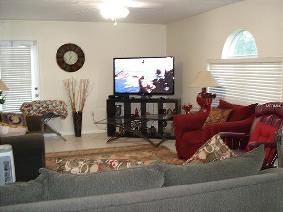 4th image of 2510 Derby Glen Dr