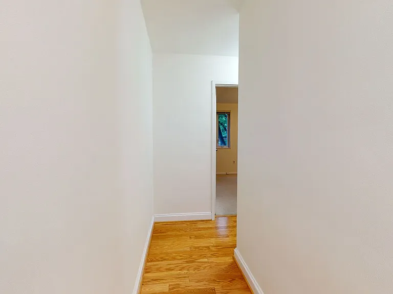 2400 41st St NW #208 — Photo 16