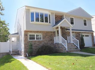 808 Ionia Ave, Staten Island, NY