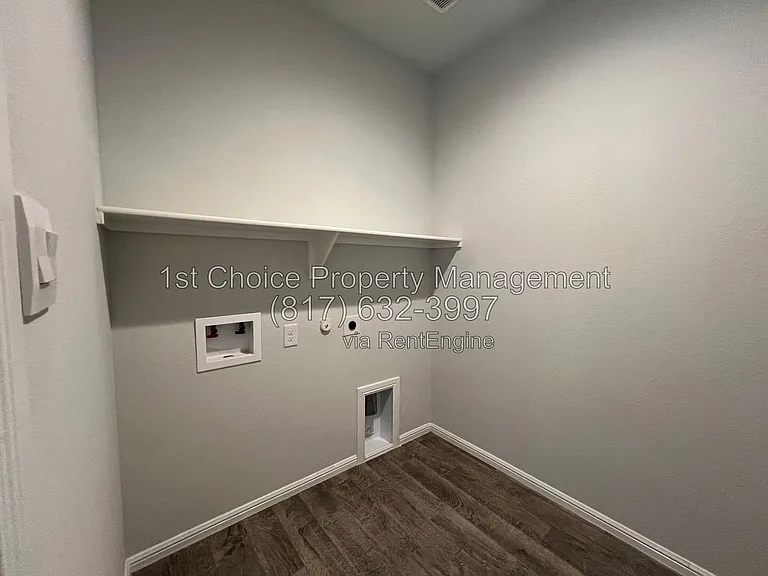 912 Rothville Ln — Photo 37