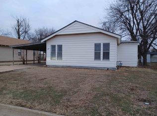 809 W Frantz Ave, Enid, OK 73701