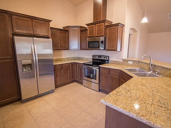5th image of 10174 E 37th Pl