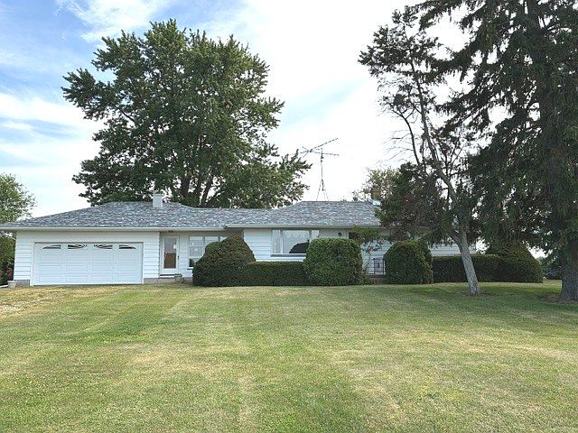 1st image of 21313 Anthony Rd