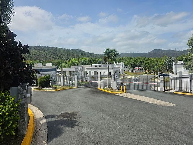 1st image of Urb Estancias De Monte Verde #31