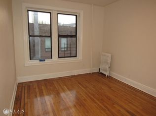 13918 34th Rd APT C7, Flushing, NY 11354