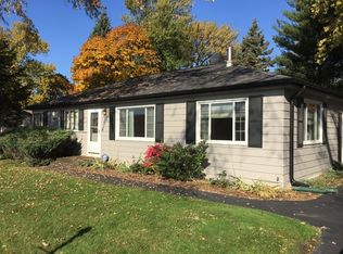 804 69th St, Willowbrook, IL 60527