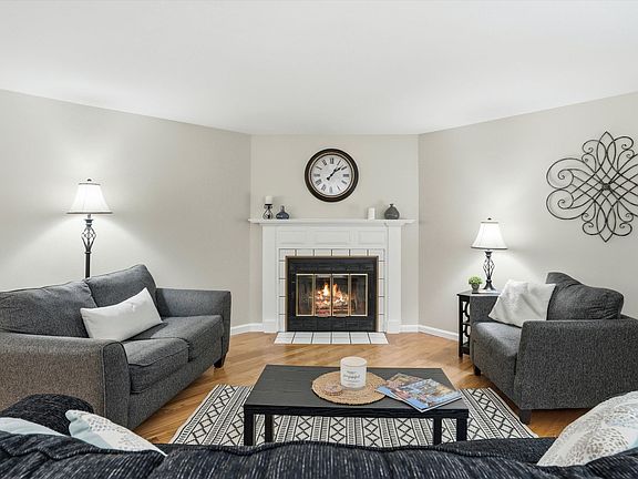 4th image of 153 Coffin Road #19