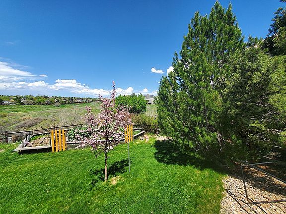 Raised gardens w crabapple