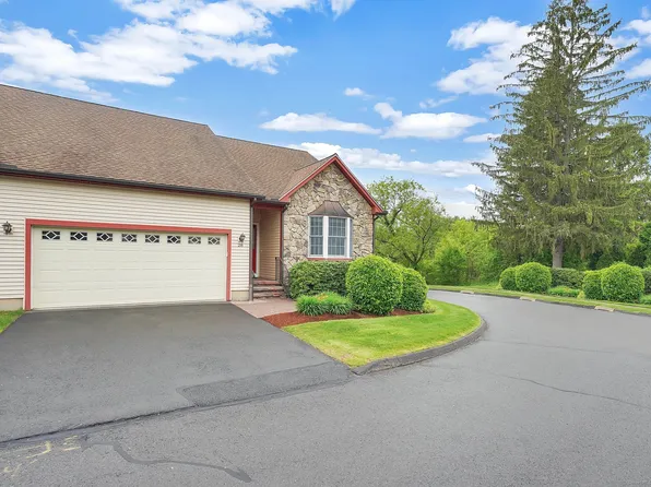 28 Wild Life Trail #28, South Windsor, CT 06074