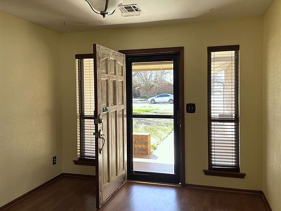 3rd image of 1025 Quail Creek Dr