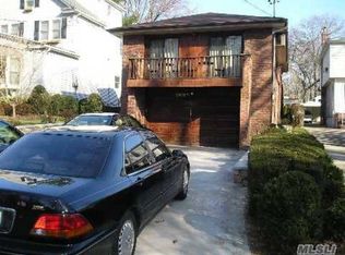 8633 Palermo St, Hollis, NY 11423