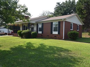 1395 Dublin Dr, Winston Salem, NC 27101