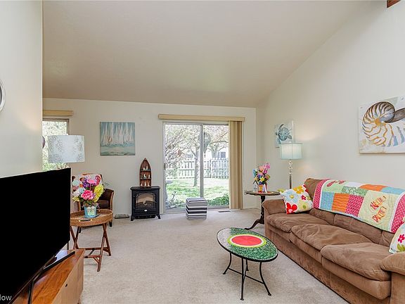 5th image of 26620 Central Park Blvd