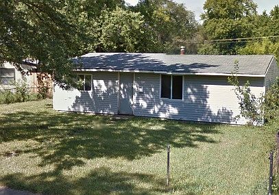 1st image of 2932 Wallace Ave