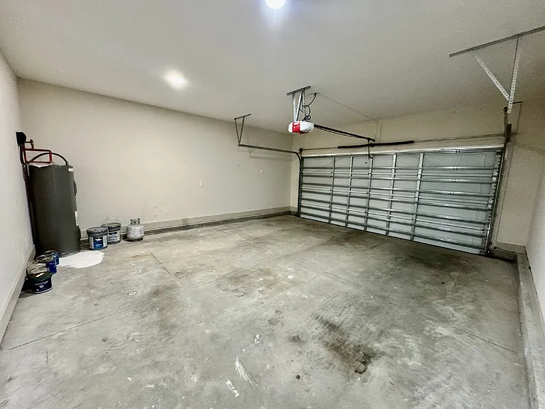 3806 Heartwood St — Photo 2