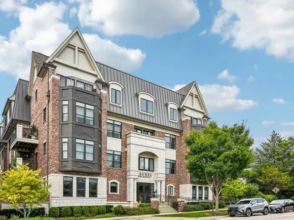 815 Laurel Ave APT 106, Highland Park, IL 60035