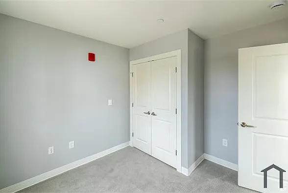 351 Chestnut St — Photo 9