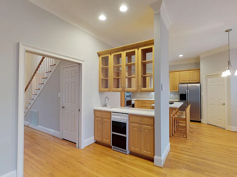 1105 Randolph Oaks Ct — Photo 4