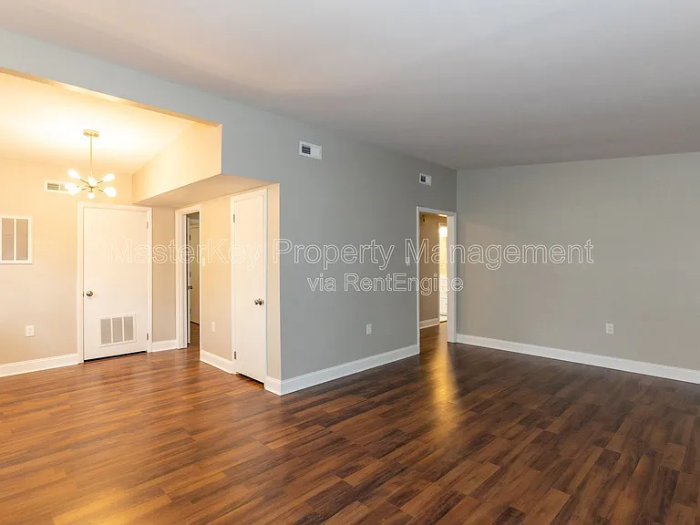 6313 Johnsdale Rd — Photo 9