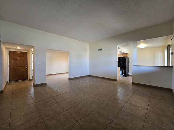 2nd image of 2300 Calle Brocha