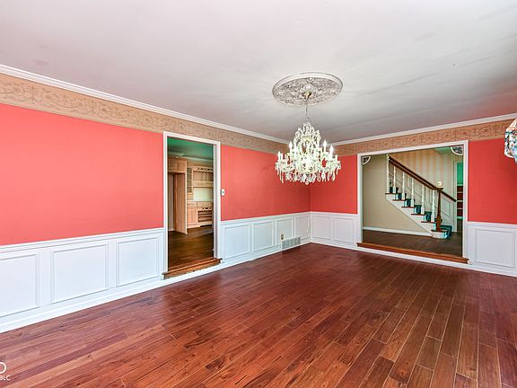 5th image of 12223 Castle Ct