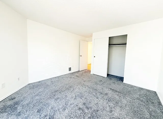 19811 3rd Ave NW #B27 — Photo 16