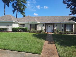 202 Meadowview Ln, Brandon, MS 39047