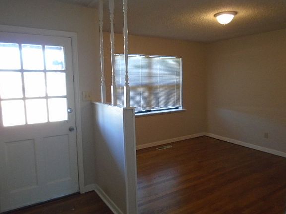 2nd image of 2633 S 22nd St