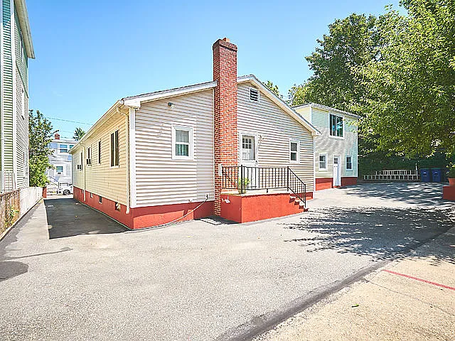 71 Oak St #71 — Photo 15
