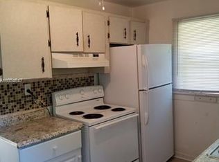 55 SW 7th Ave, Dania, FL 33004