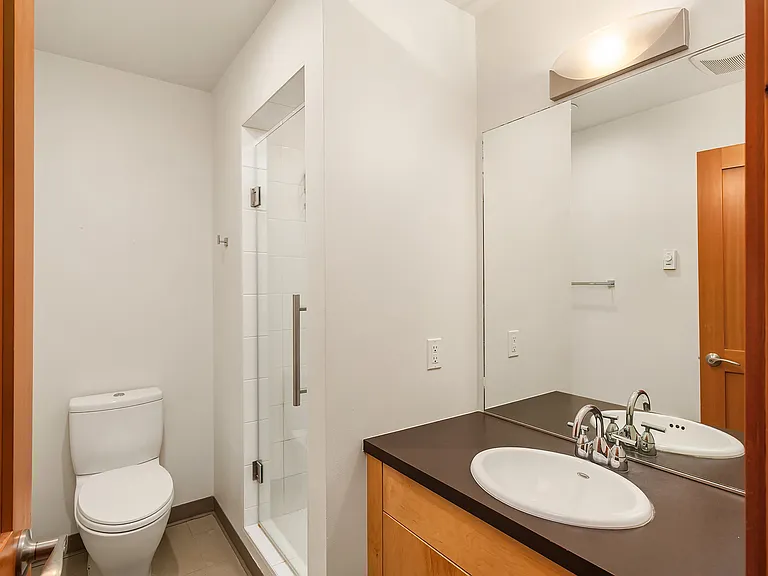 978 Vineyard Ln #200 — Photo 9