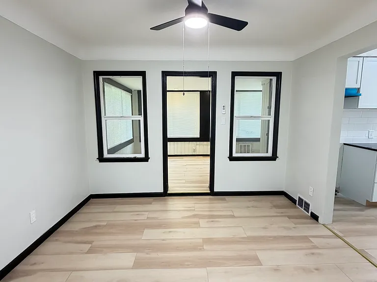 14820 Ardmore St — Photo 5