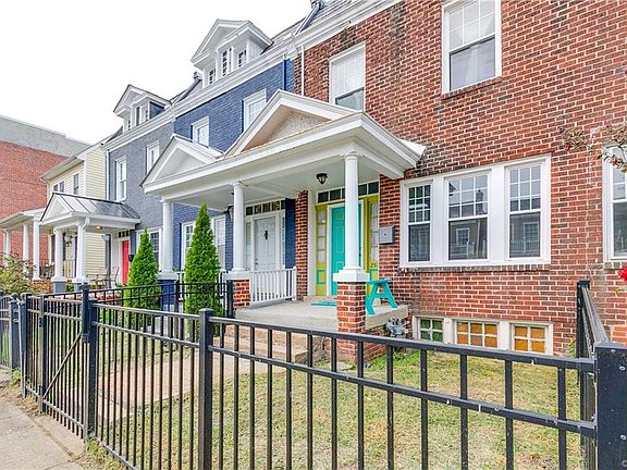 2nd image of 2313 Parkwood Ave