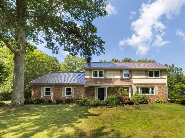 4050 Dauphin Pkwy, Erie, PA 16506