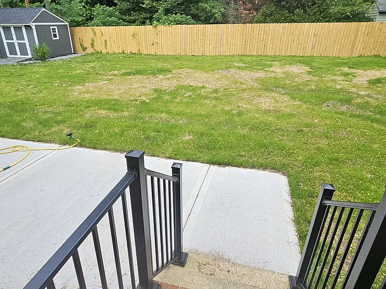 9204 Minna Dr — Photo 8