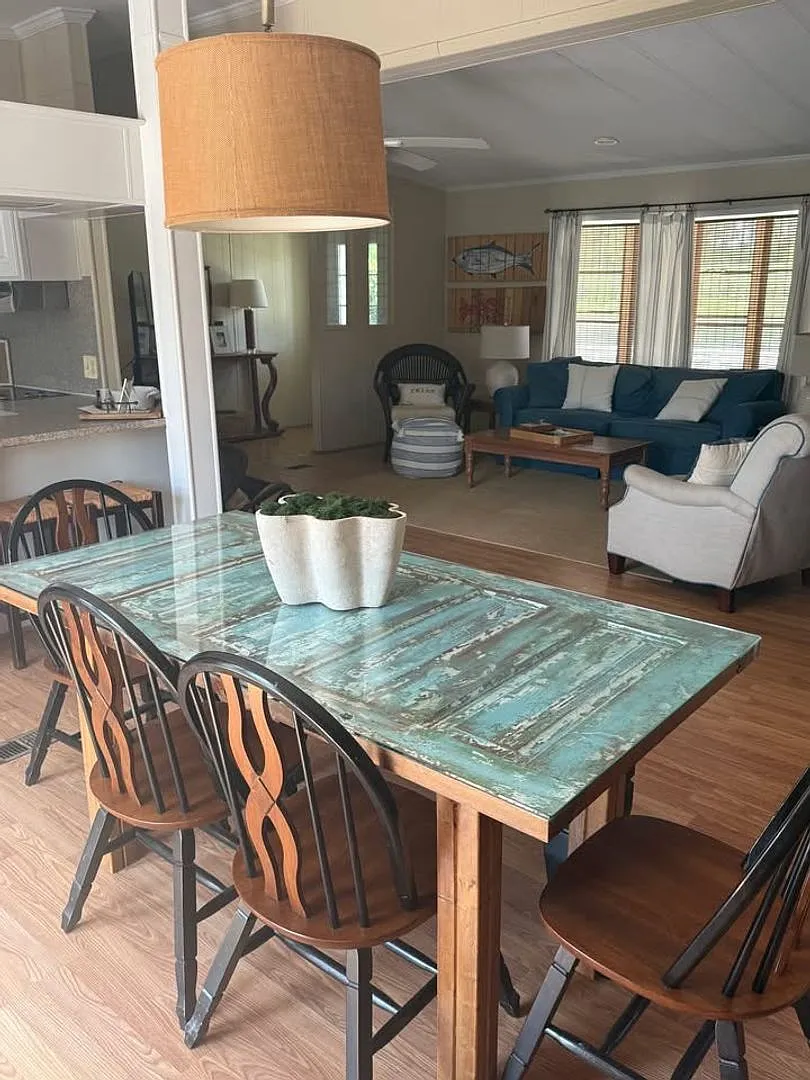 Lakefront Rental On Flournoy Road Lakefront 3 Bed / 2 Bath Enjoy Lake Living In This Beautiful 3-... — Photo 2