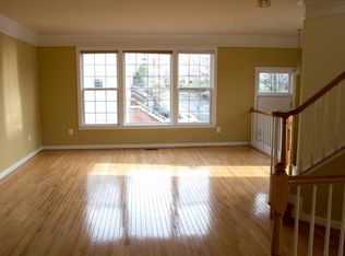 4226 Kerrigan Ln, Fairfax, VA 22030