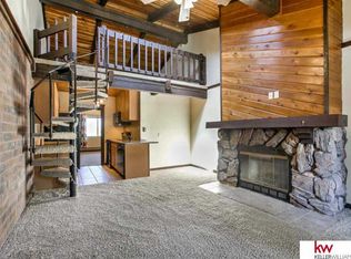 8941 Miami St #20, Omaha, NE 68134
