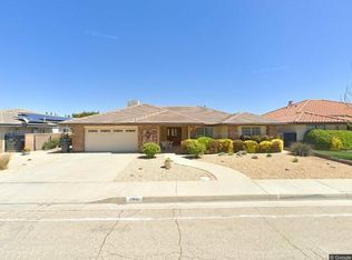 43642 Sierra Vista Dr, Lancaster, CA 93536