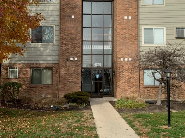 4240 Village Parkway Cir E, Indianapolis, IN