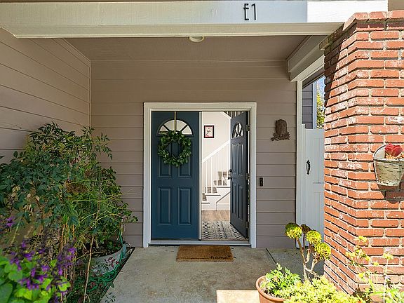 4th image of 2563 Orange Ave APT E1