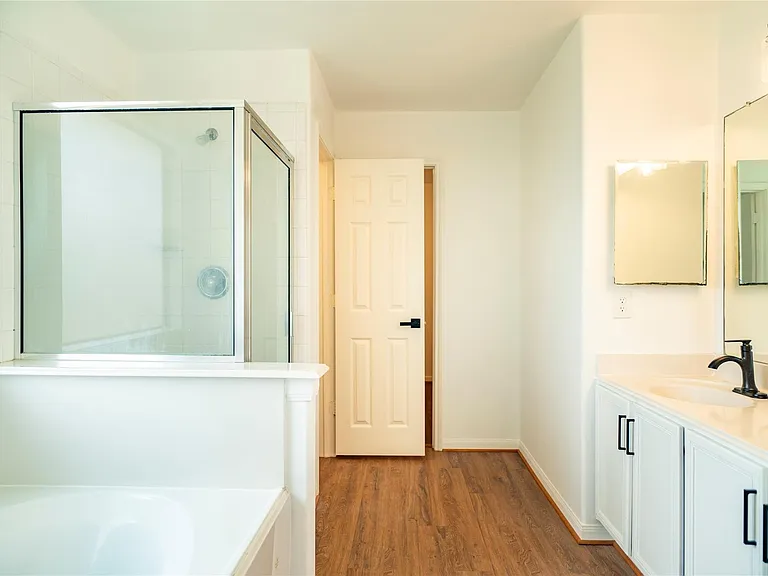 16327 Woma Ct — Photo 24