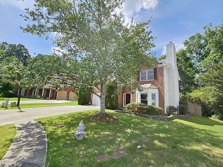 3485 Maple Terrace Dr — Photo 3