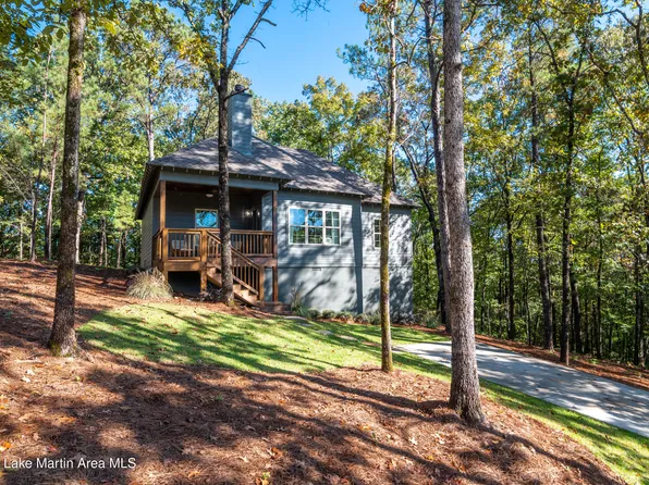 121 Martin Ridge Trce, Tallassee, AL 36078