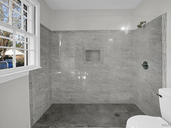 4th image of 20 Arden Rd