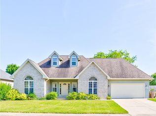 6027 Schooner Ct, Columbus, IN 47203
