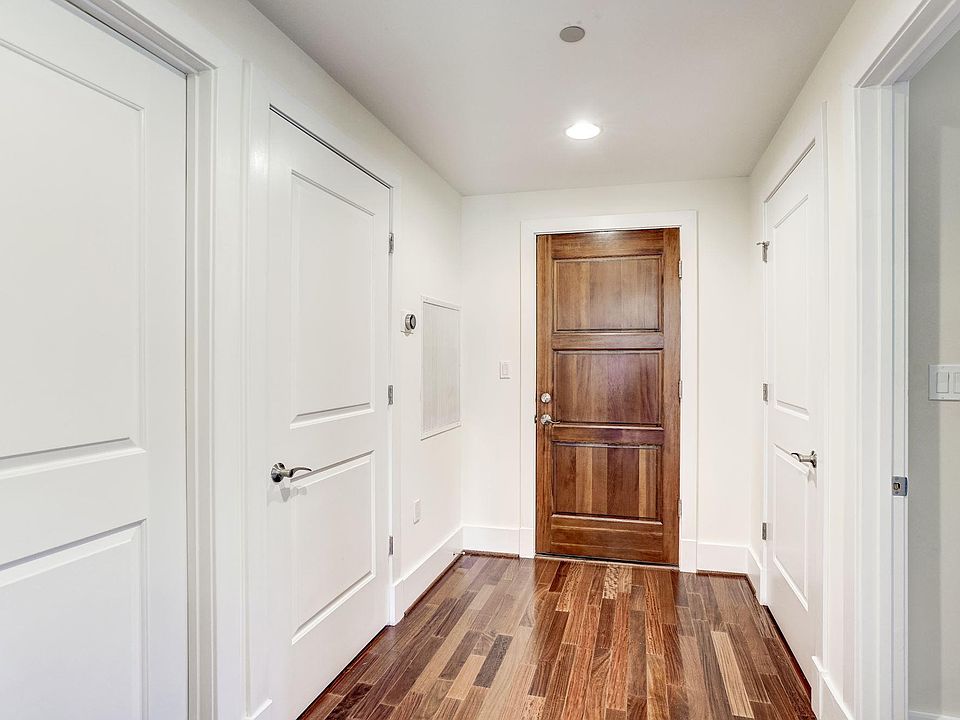 1st image of 1615 N Queen St APT 208