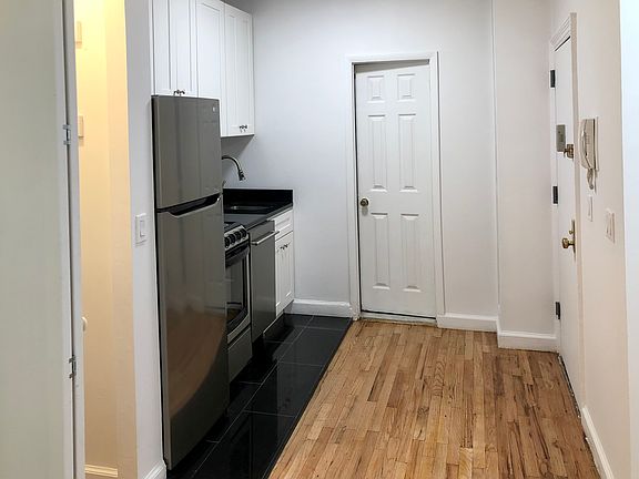 5th image of 410 E 78th St #2FN